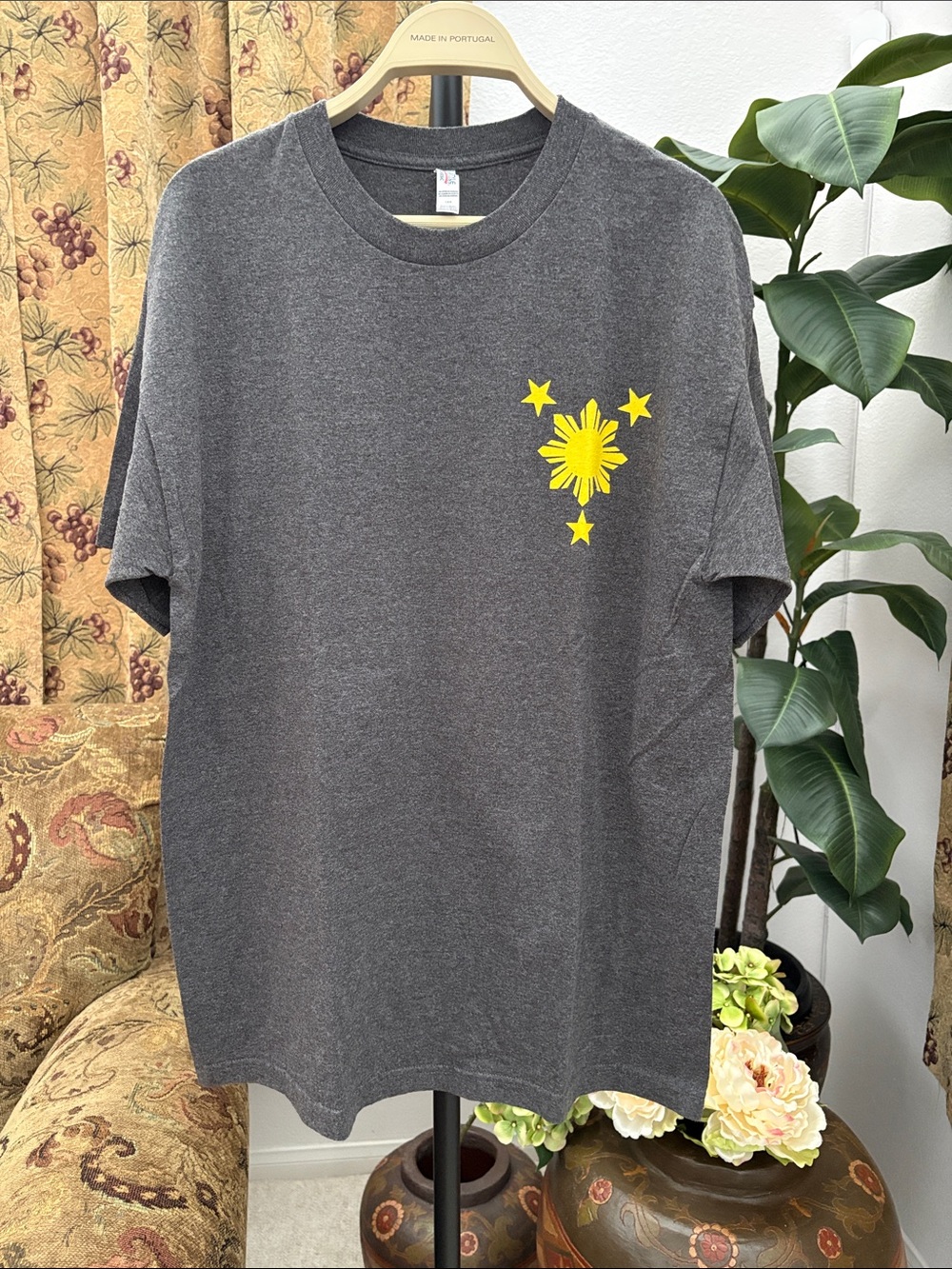 Charcoal Short Sleeve Tee with Yellow Sunburst Graphic